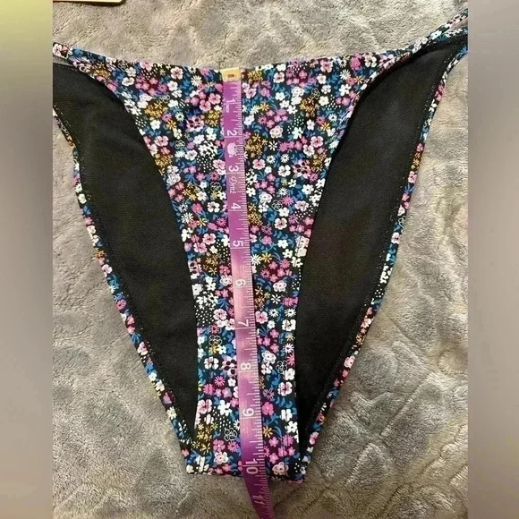 Cabana Del Sol Black Floral Bikini Set - Picture 6 of 9